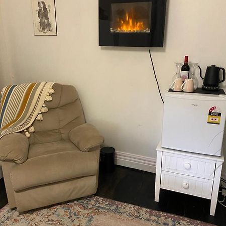 メルボルン ラブリー オールダー ホーム Bed & Breakfast エクステリア 写真